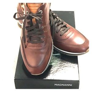 BRAND NEW MAGNANNI COGNAC CHAZ LEATHER SNEAKER